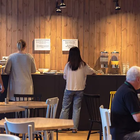 マルモタ ホステル *