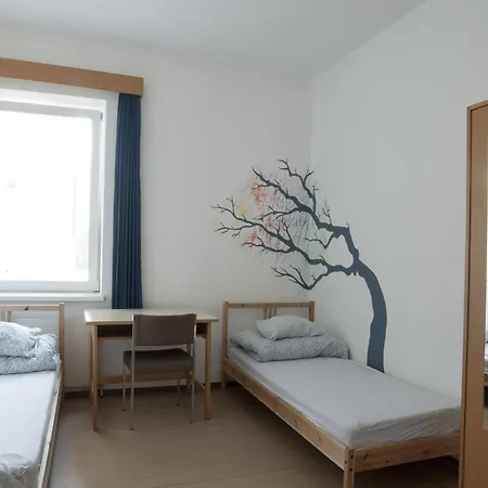 Vandrarhem Hostel Marmota *