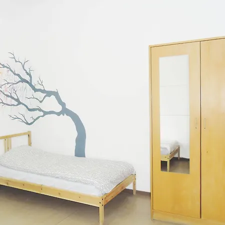 Hostel Marmota *