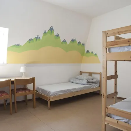 Hostel Marmota