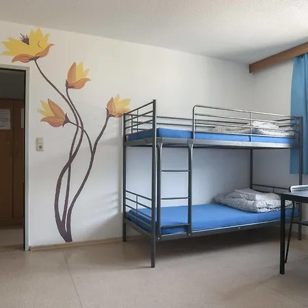 Hostel Marmota *