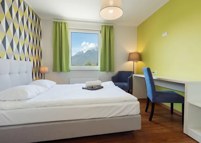 Marmota Хостел *